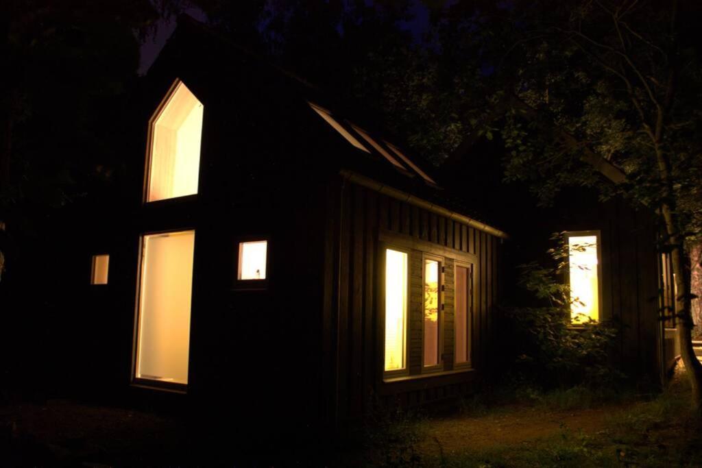 Oak Cottage Near Ronne & Beach Bagian luar foto