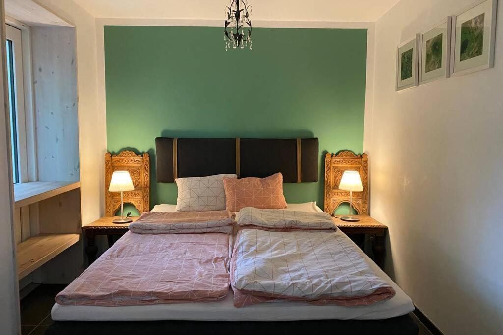 Oak Cottage Near Ronne & Beach Bagian luar foto