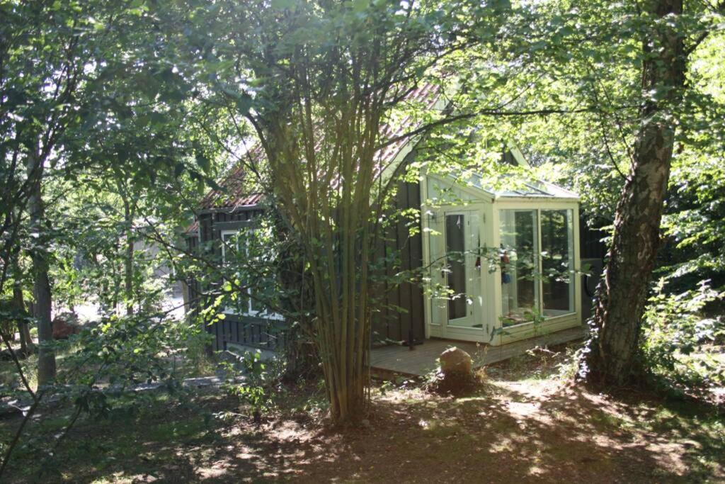 Oak Cottage Near Ronne & Beach Bagian luar foto