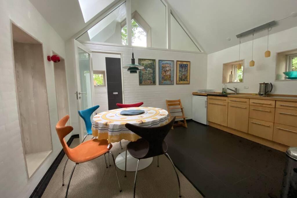 Oak Cottage Near Ronne & Beach Bagian luar foto